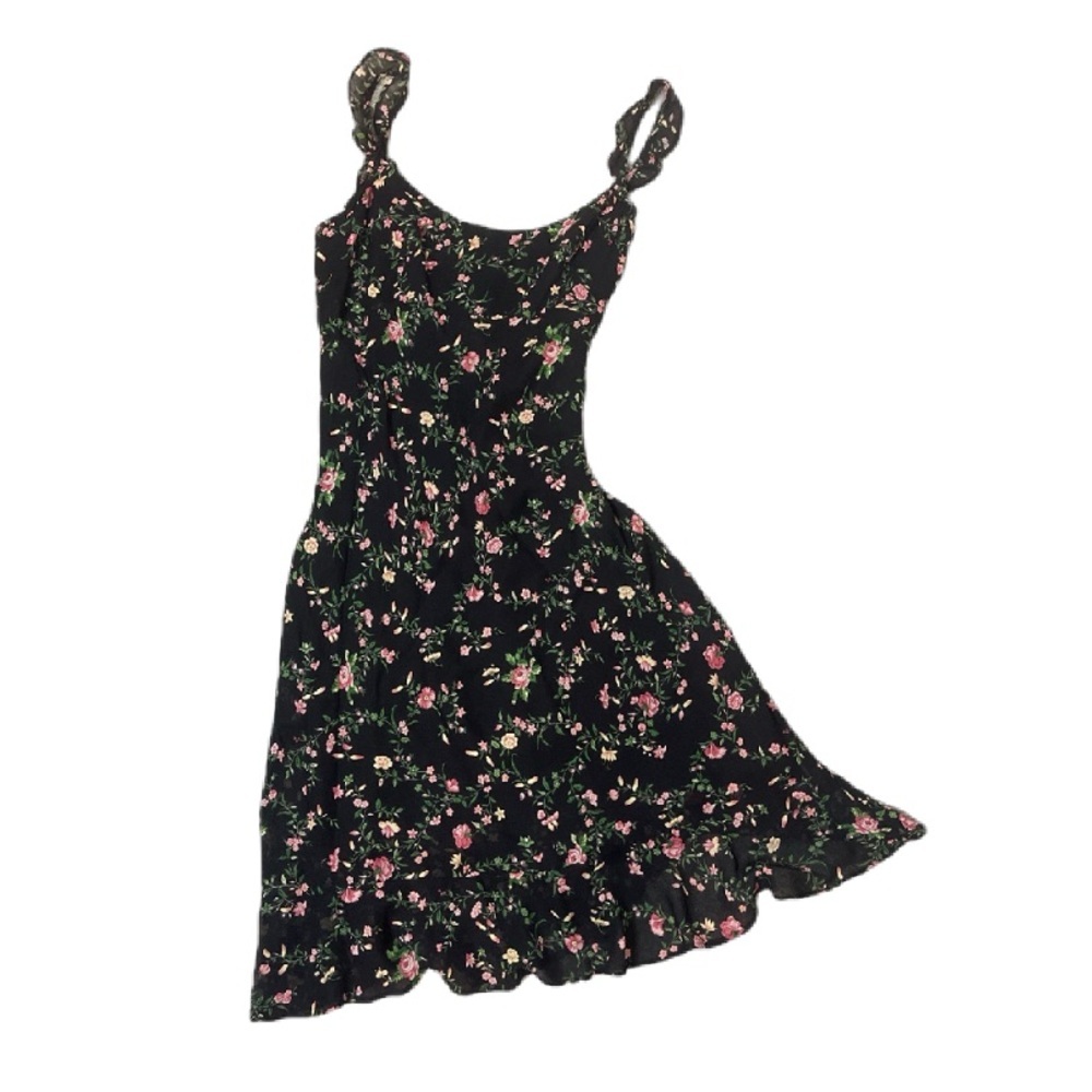 Mica Vintage Floral Black Dress